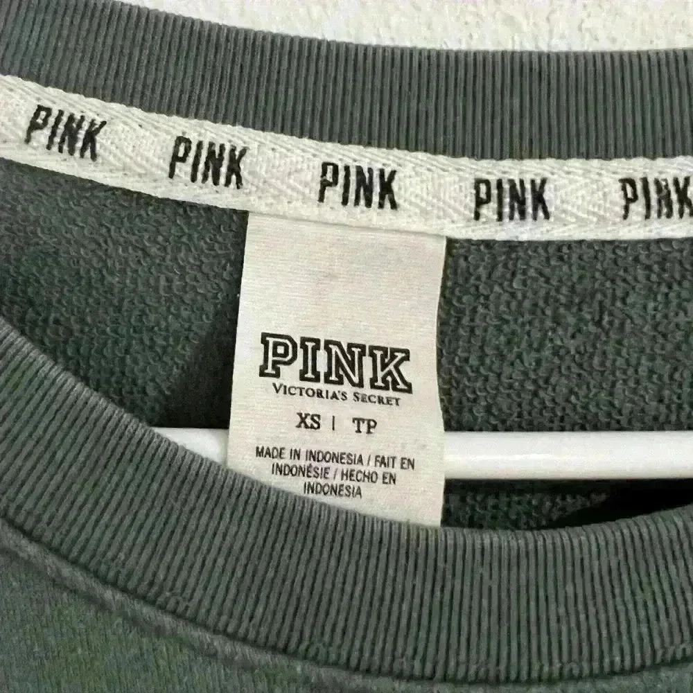 PINK green long sleeve shirt size S in great used condition casual wear - Picture 4 of 5